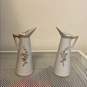 Mid Century Mod Salt + Pepper Shakers